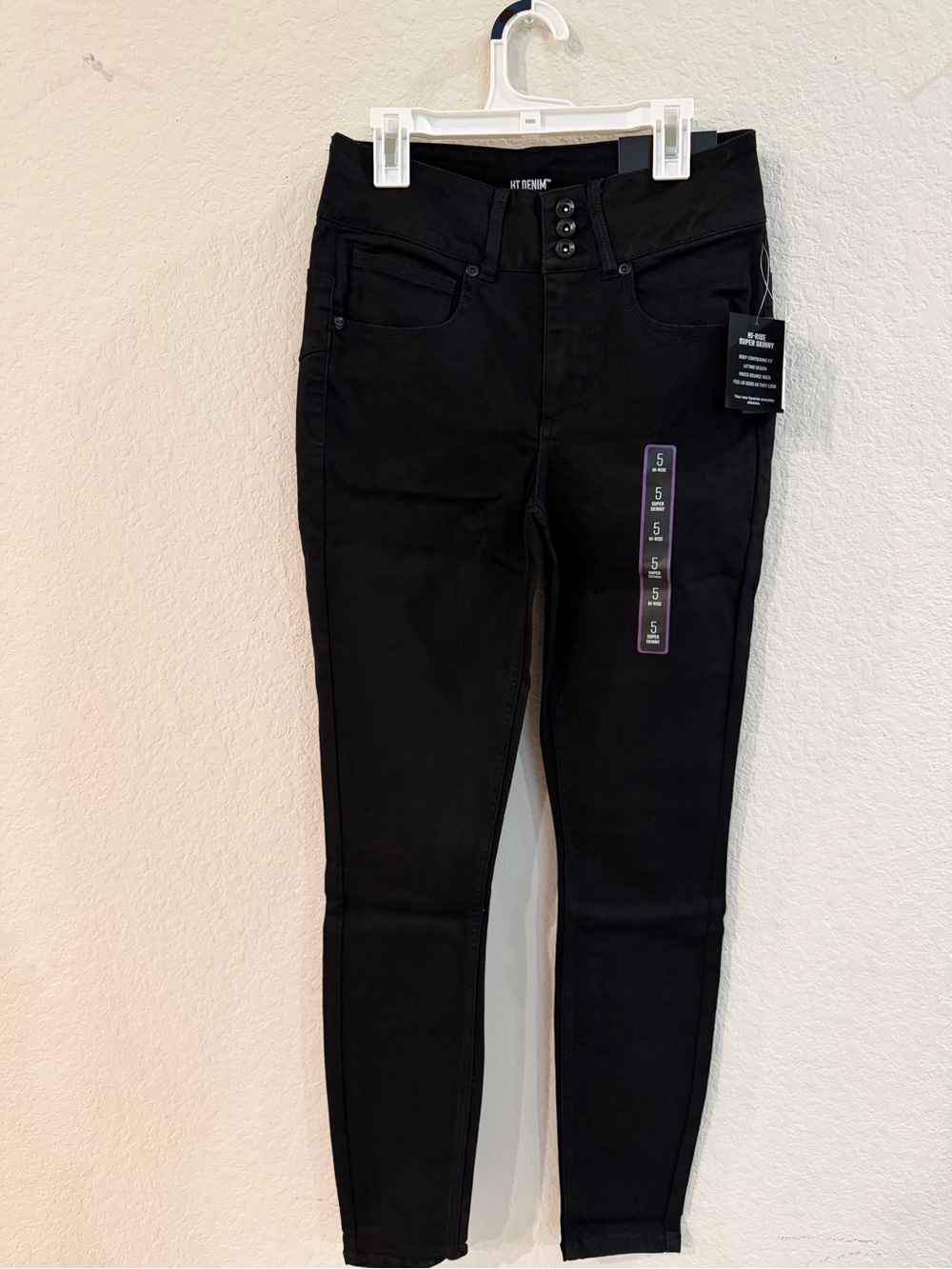 Hot Topic Black High-Rise Jeggings with Triple-Button Waist